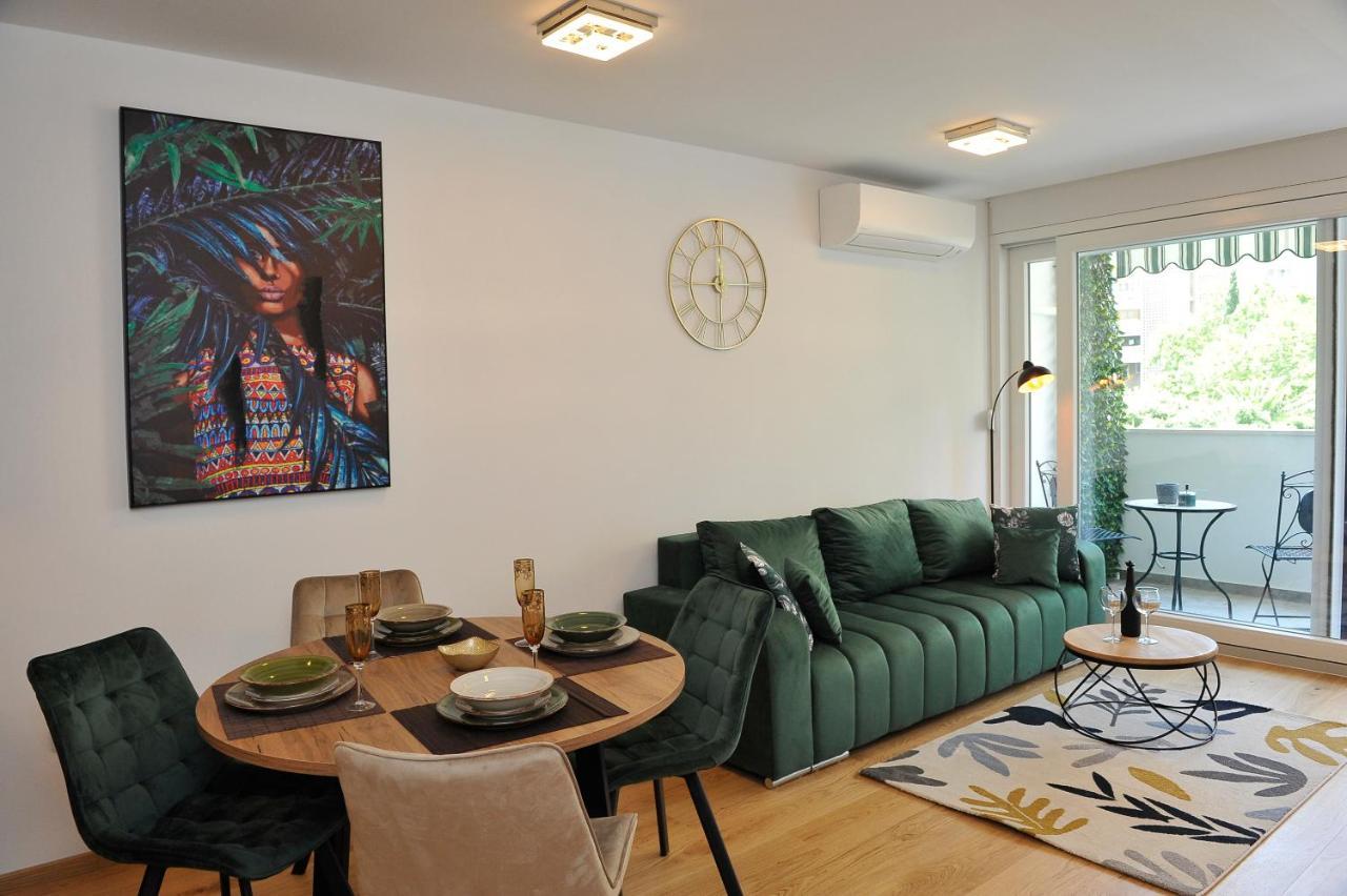 Carruba Split Apartment Exterior photo