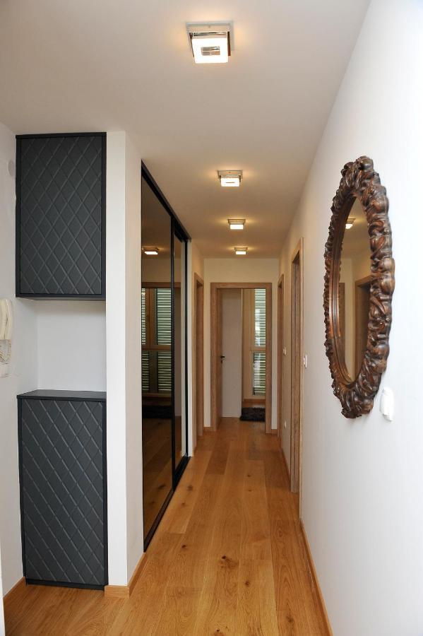 Carruba Split Apartment Exterior photo